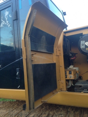 ขายดาวน์รถแบคโฮ CATERPILLAR 320DKPCM ทำงาน 2,464 ชั่วโมง สวยๆ สนใจโทร 081-970-1072