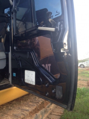 ขายดาวน์รถแบคโฮ CATERPILLAR 320DKPCM ทำงาน 2,464 ชั่วโมง สวยๆ สนใจโทร 081-970-1072