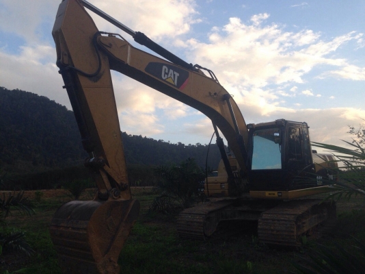 ขายดาวน์รถแบคโฮ CATERPILLAR 320DKPCM ทำงาน 2,464 ชั่วโมง สวยๆ สนใจโทร 081-970-1072