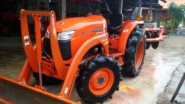 ปัญญาแทรคเตอร์ จัดให้ ด่วน!!!คูโบต้า L3608 ใบมีดSD160พร้อม ผาน6&times;22 รถไร่ สีเดิมๆ ทำงาน 510ชม. (อ.คลองขลุง จ.กำแพงเพชร)