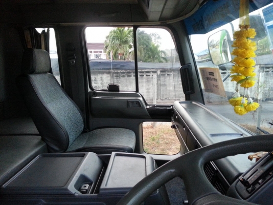 ขาย FF1J สมอทอง ปี45 รถสวย พร้อมใช้ โทร 087-2508883