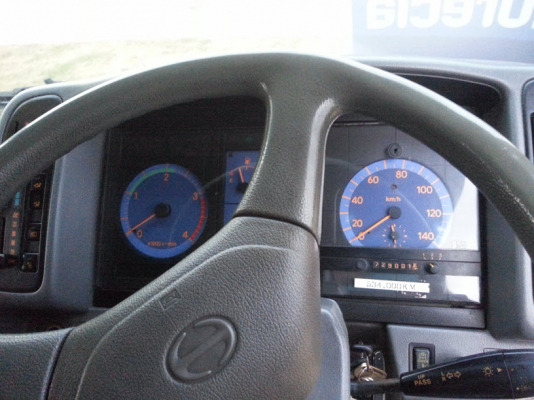 ขาย FF1J สมอทอง ปี45 รถสวย พร้อมใช้ โทร 087-2508883