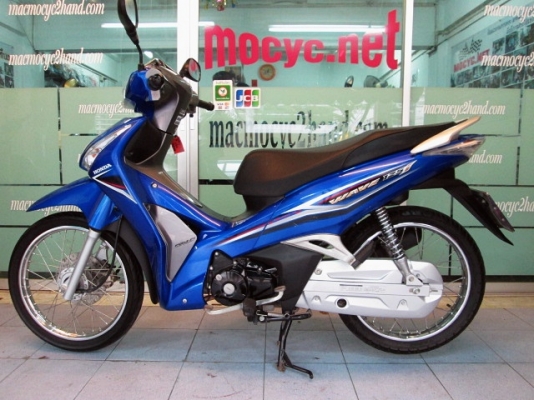 wave 125 i สีน้ำเงิน รถเดือน พฤษจิกายน ปี 56 ไมล์ 1 หมื่นโล รถมีเกียยอดนิยม ของแถม 2 รายการ 32900