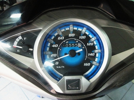 wave 125 i สีน้ำเงิน รถเดือน พฤษจิกายน ปี 56 ไมล์ 1 หมื่นโล รถมีเกียยอดนิยม ของแถม 2 รายการ 32900