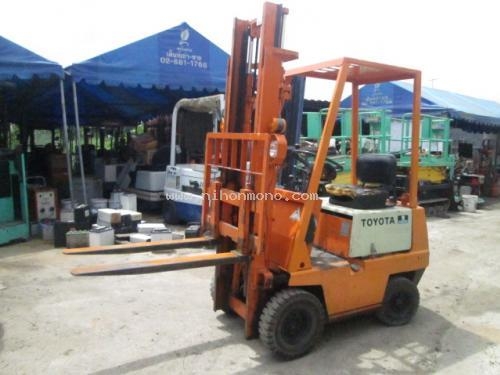 รถยก  TOYOTA    2FGL9    รหัสสินค้า : 14001975 หรือเพิ่มเติมไดที่ www.nihonmono.com