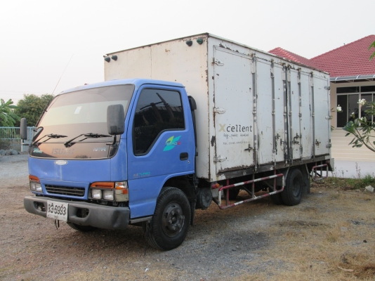 ISUZU-NPR..เครื่อง130โบว์ปี46.ตู้10บาน.ยาว5เมตรมือ1ออกห้างสภาพสวยมาก.ราคา469,000. ISUZU-NPR..เครื่อง130โบว์ปี46.ตู้10บาน.ยาว5เมตรมือ1ออกห้างสภาพสวยมาก.ราคา469,000.