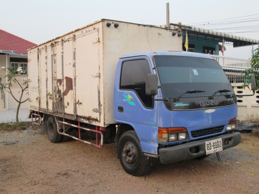 ISUZU-NPR..เครื่อง130โบว์ปี46.ตู้10บาน.ยาว5เมตรมือ1ออกห้างสภาพสวยมาก.ราคา469,000. ISUZU-NPR..เครื่อง130โบว์ปี46.ตู้10บาน.ยาว5เมตรมือ1ออกห้างสภาพสวยมาก.ราคา469,000.