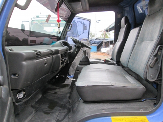 ISUZU-NPR..เครื่อง130โบว์ปี46.ตู้10บาน.ยาว5เมตรมือ1ออกห้างสภาพสวยมาก.ราคา469,000. ISUZU-NPR..เครื่อง130โบว์ปี46.ตู้10บาน.ยาว5เมตรมือ1ออกห้างสภาพสวยมาก.ราคา469,000.