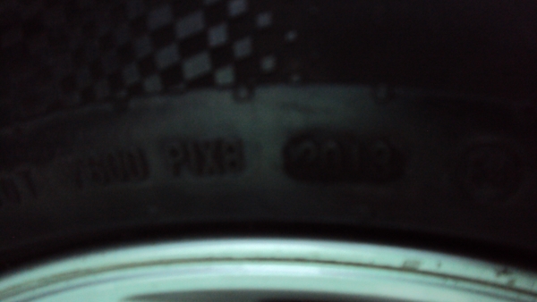 ขายแม็ก17แถมยาง225 55 17 ปี13