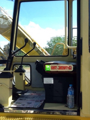 ขายรถแบคโฮ KOMATSU PC 60-5 S/N 212XX