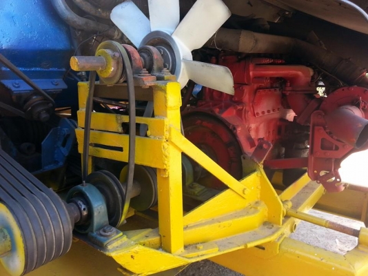 ขายรถเกี่ยวข้าวไทยเส็งรุ่นอุ้มบุญ อุ้ม2ตัน เครื่องHINO HO7D 195แรง ปั้ม23ไดกิ้น ตัวเดิน10 เครื่องดี ช่วงล่างเต็ม ทำงานขยัน เกี่ยวเร็ว พร้อมใช้งาน  สนใจโทร 090-8588220คุณนะ ID:narong498 หรือ www.truck.in.th/498 หรือfb:ณรงค์ ซื้อขายรถมือสอง (เว็บไซต์ส่วนตัว