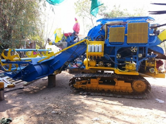 ขายรถเกี่ยวข้าวไทยเส็งรุ่นอุ้มบุญ อุ้ม2ตัน เครื่องHINO HO7D 195แรง ปั้ม23ไดกิ้น ตัวเดิน10 เครื่องดี ช่วงล่างเต็ม ทำงานขยัน เกี่ยวเร็ว พร้อมใช้งาน  สนใจโทร 090-8588220คุณนะ ID:narong498 หรือ www.truck.in.th/498 หรือfb:ณรงค์ ซื้อขายรถมือสอง (เว็บไซต์ส่วนตัว