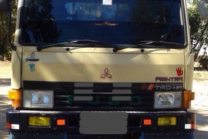 MITSUBISHI FUSO FN215 - 165 HP 6D14 สิบล้อเพลาเดียว เทรลเลอร์ท้ายลาดขึ้นรถแบ็คโฮร PC 200 ได้เลยครับ เครื่องแรงดีไม่มีเยิ้ม หัวเก๋งสีสันสวยไม่มีผุภายในเก๋งคอนโซลครบพร้อม พวงมาลัยเพาเวอร์ ช่วงล่างคัชซีไม่มีบวม ยางสภาพดี 10 เส้นประมาณ 70\% พร้อมลากพร้อมบรรทุก MITSUBISHI FUSO FN215 - 165 HP 6D14 สิบล้อเพลาเดียว เทรลเลอร์ท้ายลาดขึ้นรถแบ็คโฮร PC 200 ได้เลยครับ เครื่องแรงดีไม่มีเยิ้ม หัวเก๋งสีสันสวยไม่มีผุภายในเก๋งคอนโซลครบพร้อม พวงมาลัยเพาเวอร์ ช่วงล่างคัชซีไม่มีบวม ยางสภาพดี 10 เส้นประมาณ 70\% พร้อมลากพร้อมบรรทุก