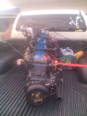 เครื่องยนต์ อีซูซุ 88แรงพร้อมเกียร์ มีใบคลุมเครื่องพร้อม