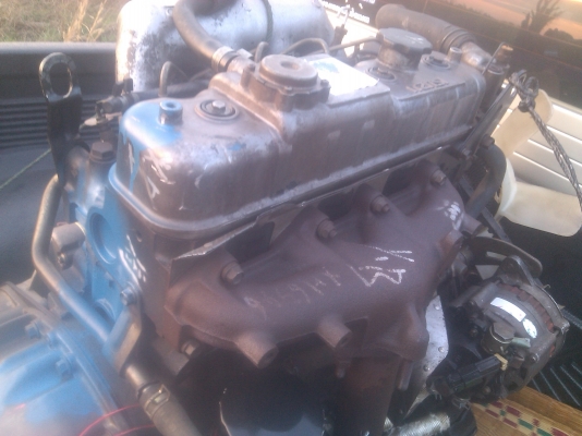 เครื่องพร้อมเกียร์ 4 JB1 88แรง ไม่เคยผ่านการใช้งานในไทย