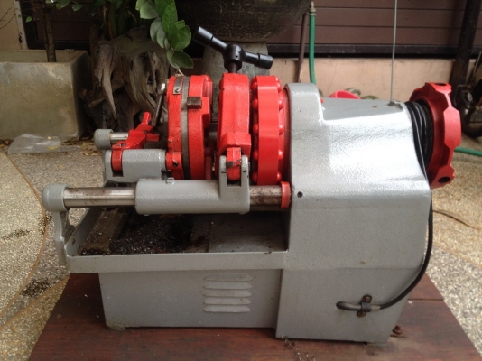 ขายเครื่องต๊าปเกลียว 1/2" - 2 "