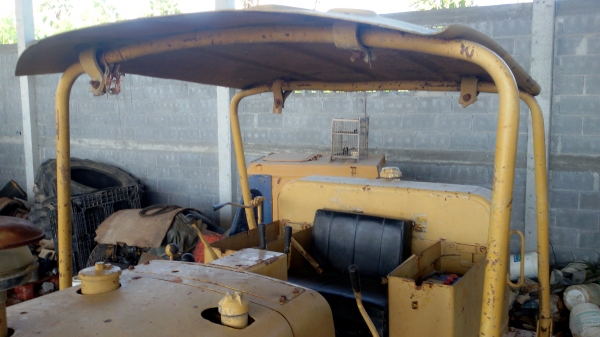 แทรคเตอร์ CAT D5 มีให้เลือก 2 คัน..*สวยทั้ง2คัน (ซื้อคู่ลดได้อีกครับ)