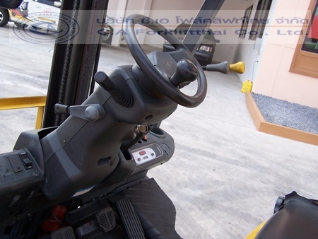 ขายรถ โฟล์คลิฟท์ TCM รุ่น FG15T3