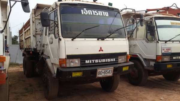 ขายดั้มMITSUBISHI FN527M-TD เครื่อง6D16 พ.เพาเวอร์ เบรกทิฟฟี่ ภายในสวย แอร์เย็น สภาพพร้อมใช้งาน เอกสารพร้อมโอน จัดไฟแนนซ์ได้ เงื่อนไขง่ายๆวันเดียวรับรถ สนใจโทร 090-8588220คุณนะ ID:narong498 หรือ www.truck.in.th/498 หรือfb:ณรงค์ ซื้อขายรถมือสอง(เว็บไซต์ส่ว