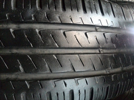 ขายยาง HANKOOK VANTRA LT 215/70/15 ปี13 ดอกสวย พร้อมใส่ถ่วง ชุดละ 4,500 บาท