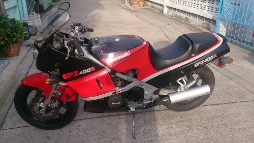 ขาย kawasaki GP400 30,000 บาท ขาย kawasaki GP400 30,000 บาท