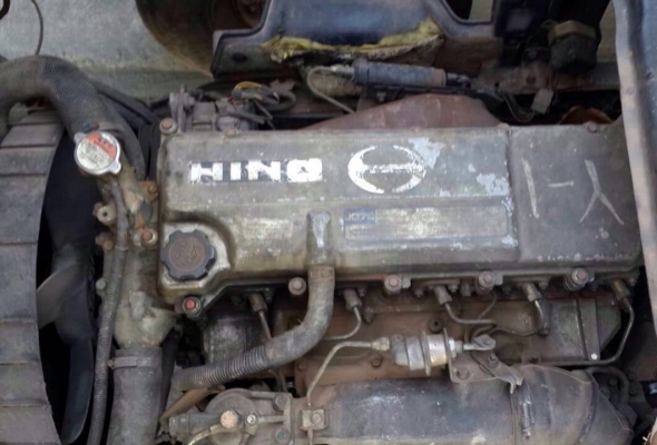 HINO FC 3J 170 HP JO7C หกล้อบรรทุก กระบะคอกเหล็กความยาว 5 เมตรสภาพสวย เครื่องแรงดีแห้งดีไม่มีเยิ้ม หัวเก๋งสมอเงินภายในเก๋งคอนโซลสวยครบ แอร์ พวงมาลัยเพาเวอร์ ระบบเบรคทริ๊ปฟี้ครบครัน ช่วงล่างแน่นคัชซีสวยมากๆครับ ยาง 8.25 ขอบ 16 สภาพดี 70\% พร้อมใช้งาน เอกสาร