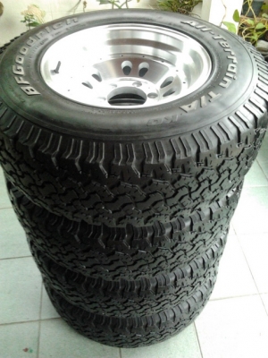 ล้อหยดนํ้า + BF All 30/9.5/15 ปี09  สวยๆ 1ชุด
