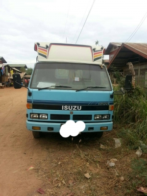 รถบรรทุก 6 ล้อใหญ่ISUZU  รุ่น NPR 58L ปี 39 ราคา 350,000 บ.