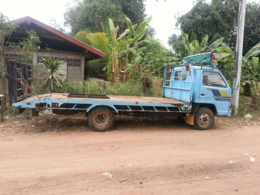 รถบรรทุก 6 ล้อใหญ่ISUZU  รุ่น NPR 58L ปี 39 ราคา 350,000 บ.