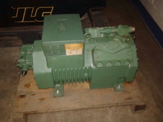 ขายคอมเพรสเซอร์ห้องเย็น Bitzer รุ่น Medium temp 20 แรง ของใหม่ ขาย 70,000 บาท ซื้อมาผิดรุ่นใช่ไม่ได้ สนใจติดต่อ 081-6154151