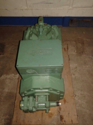 ขายคอมเพรสเซอร์ห้องเย็น Bitzer รุ่น Medium temp 20 แรง ของใหม่ ขาย 70,000 บาท ซื้อมาผิดรุ่นใช่ไม่ได้ สนใจติดต่อ 081-6154151