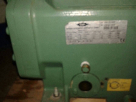 ขายคอมเพรสเซอร์ห้องเย็น Bitzer รุ่น Medium temp 20 แรง ของใหม่ ขาย 70,000 บาท ซื้อมาผิดรุ่นใช่ไม่ได้ สนใจติดต่อ 081-6154151