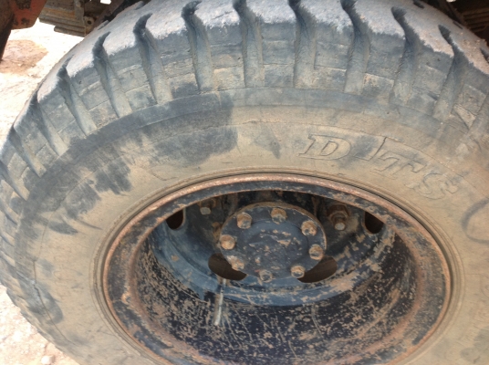 ISUZU 6 ล้อดั้ม