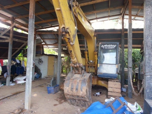 ขายKOMATSU PC120-3 เครื่องดี ช่วงล่างดดี บูมอาร์มดี เอวแน่น ไม่โหลด ระบบไฮดรอริกดี สภาพพร้อมใช้งาน สนใจโทร 090-8588220คุณนะ ID:narong498 หรือ www.truck.in.th/498 หรือfb:ณรงค์ ซื้อขายรถมือสอง(เว็บไซต์ส่วนตัว)