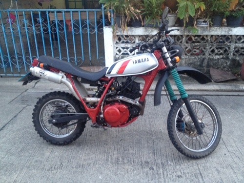 ขาย yamaha 225cc  รถสตาร์ทได้ 2ระบบ 28,000