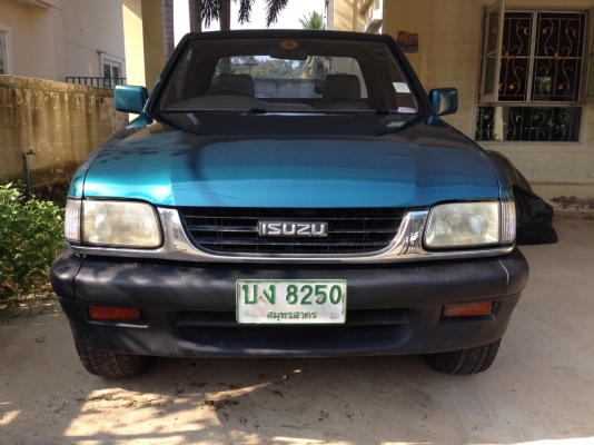 Isuzu Rodeo 2.8 LS Turbo 4WD ดราก้อนอาย ยกสูงจากโรงงาน ประหยัด สภาพสวย
