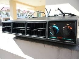 ขายตู้แอร์แขวนหน้าปรับได้แบบสามช่อง 1250 บาท