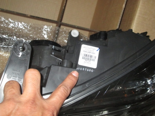 ขายไฟหน้า เชฟโคโลราโด ปี 14 ข้างละ 2000 สภาพ 100\%