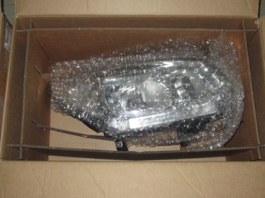 ขายไฟหน้า เชฟโคโลราโด ปี 14 ข้างละ 2000 สภาพ 100\%