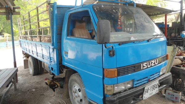 ขายอีซูซุ nkr  110 เครื่อง4be1