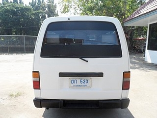 NISSAN URVAN 2.7 MT ปี 2000 รถตู้ขายถูก T.086-527-9533