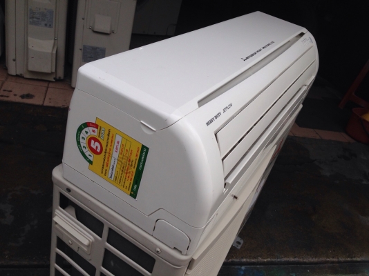 **** ขายแอร์ Mitsubishi 12000 BTU สภาพสวย ****