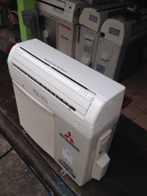 **** ขายแอร์ Mitsubishi 12000 BTU สภาพสวย ****