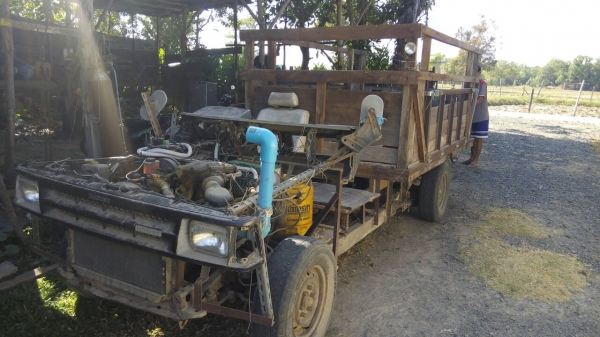 ขายรถเกษตร เครื่องอีซูซุฝาดำ 90 HP ราคานี้แค่เครื่องก็คุ้มแล้วครับ