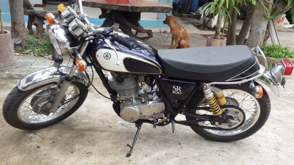 ขาย YAMAHA  SR 400 พร้อมใบอิมวอย ราคา 68000 บาท รถสภาเดิมๆ