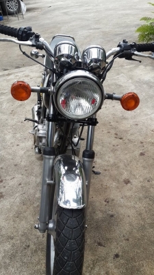 ขาย YAMAHA  SR 400 พร้อมใบอิมวอย ราคา 68000 บาท รถสภาเดิมๆ