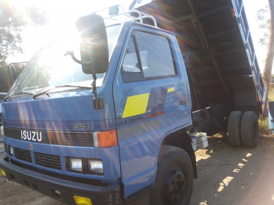 isuzu 6 ล้อ NPR 115 รถพร้อมใช้งาน ดาวว์เพียง 180,000 isuzu 6 ล้อ NPR 115 รถพร้อมใช้งาน ดาวว์เพียง 180,000