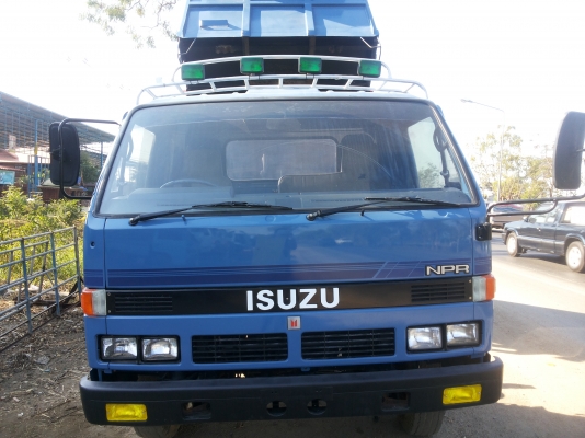 isuzu 6 ล้อ NPR 115 รถพร้อมใช้งาน ดาวว์เพียง 180,000 isuzu 6 ล้อ NPR 115 รถพร้อมใช้งาน ดาวว์เพียง 180,000