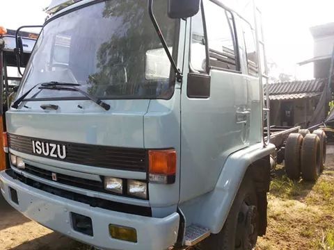 isuzu 10 ล้อ หัวคัซซี 1 เพลา เคริื่อง 175 FVZ