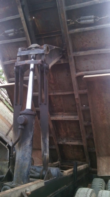 มิตซูบิชิ 10 ล้อ ดั้ม 2 เพลา เครื่อง 220 เทอร์โบ รถพร้อมใช้งาน